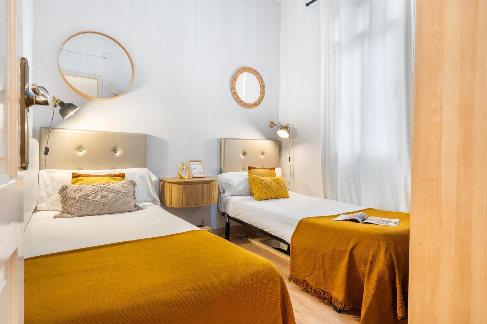 Fridays Flats Whisper-quiet Near Sagrada's Heart Apartament *